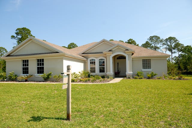 bungalow-home-with-big-lawn-and-blue-sky